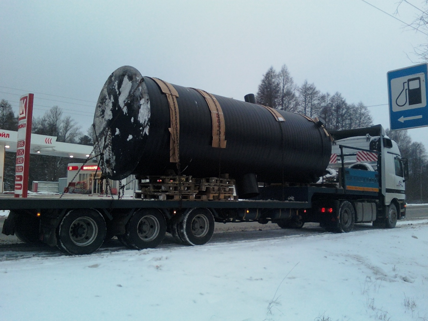 Перевозка негабаритных грузов в Москве